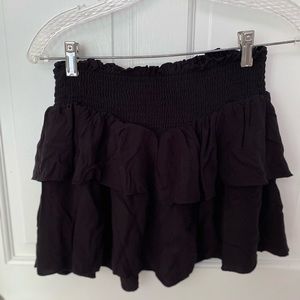 Katie J NYC ruffle short skirt black